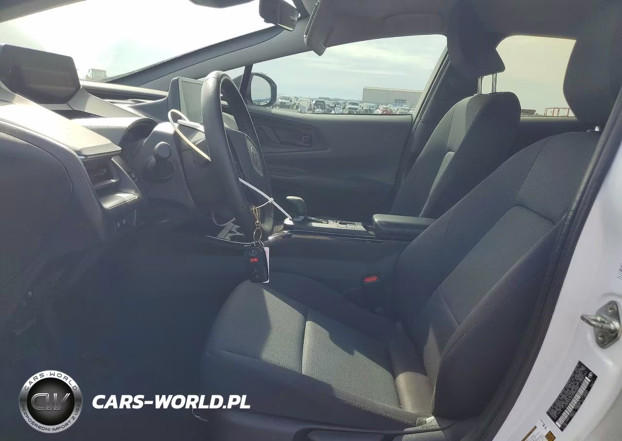 2025 Toyota Prius Le VIN:JTDACAAU2S3059586 - 7