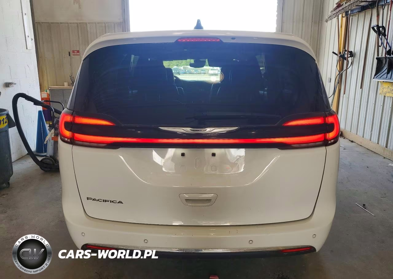 2024 Chrysler Pacifica Touring L VIN:2C4RC1BG6RR106230 - 6