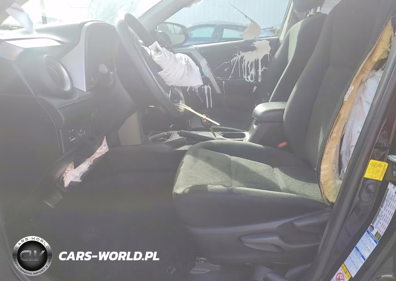 2018 Toyota Rav4 Le VIN:2T3BFREV3JW743636 - 7