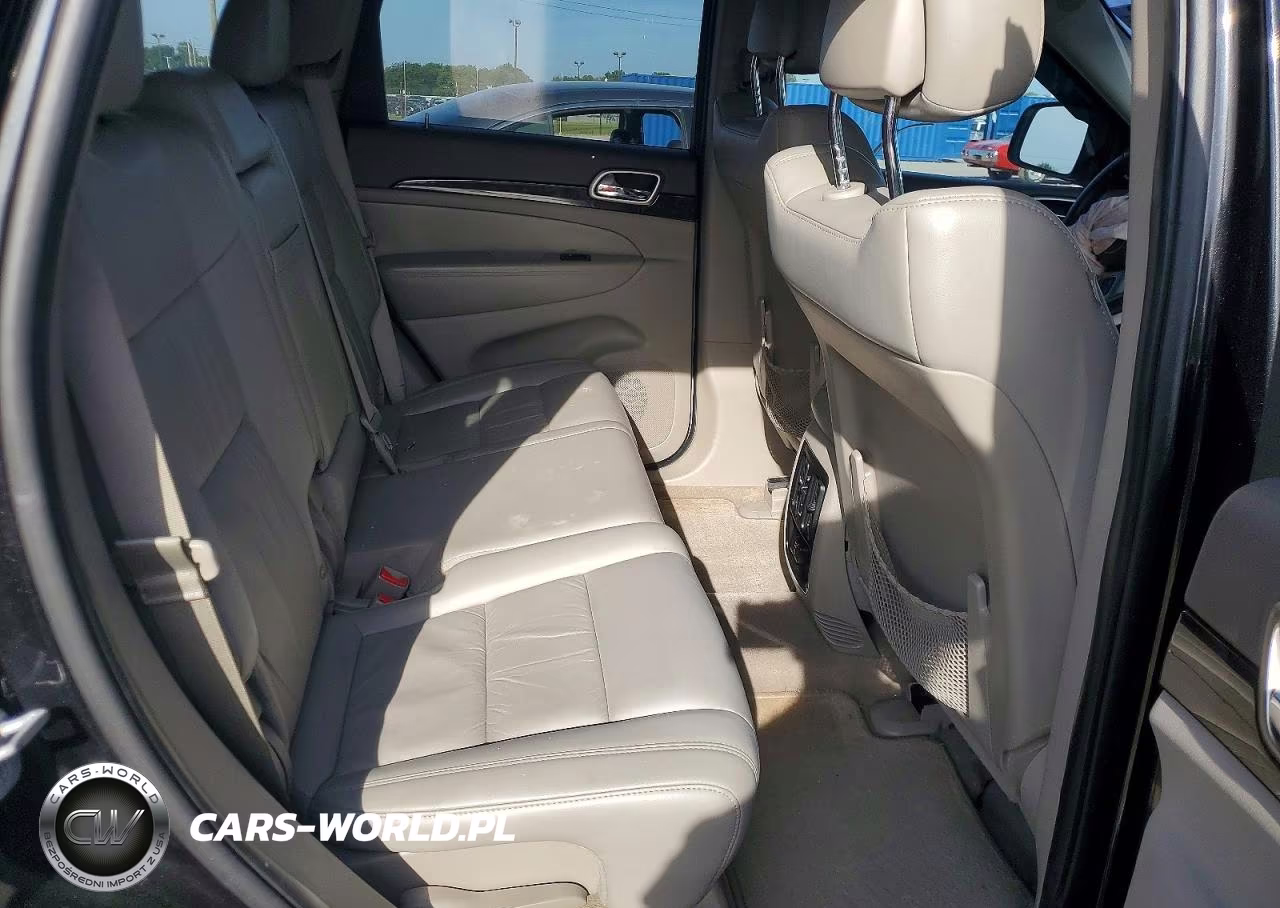 2011 Jeep Grand Cherokee Laredo VIN:1J4RR4GG6BC572872 - 11