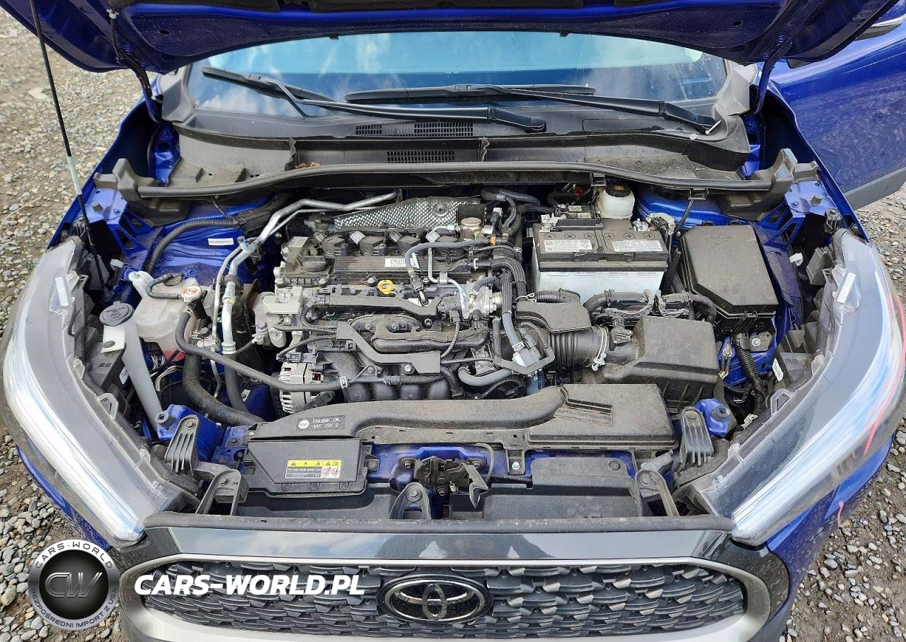 2024 Toyota Corolla Cross Xle VIN:7MUDAABG4RV100830 - 12