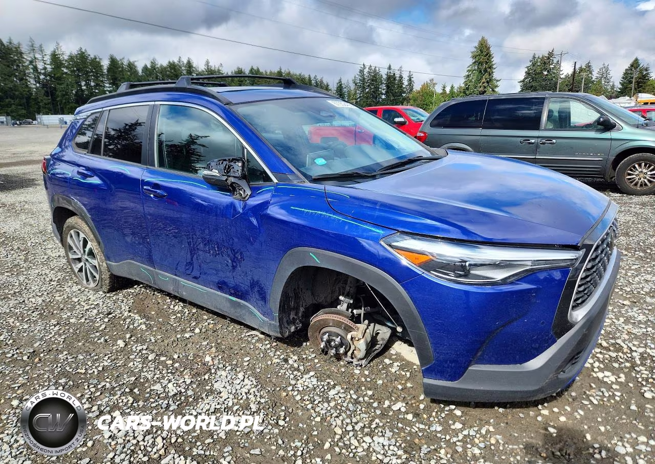 2024 Toyota Corolla Cross Xle VIN:7MUDAABG4RV100830 - 4