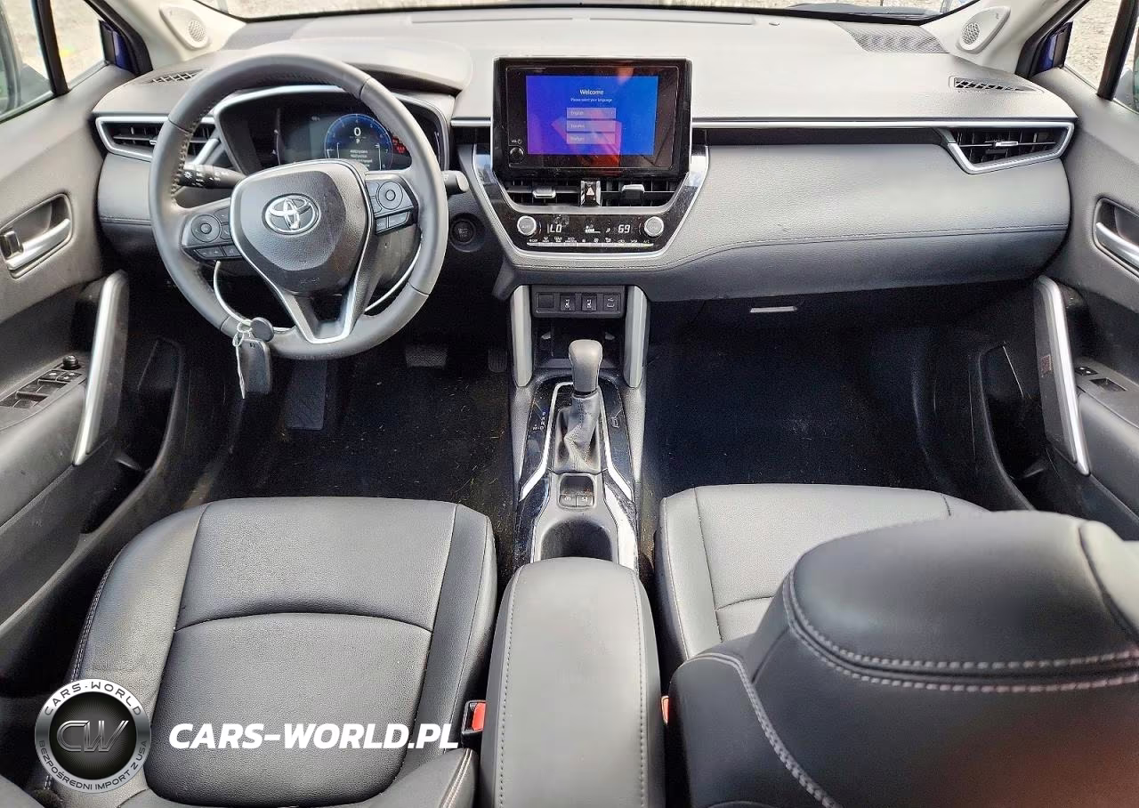 2024 Toyota Corolla Cross Xle VIN:7MUDAABG4RV100830 - 8