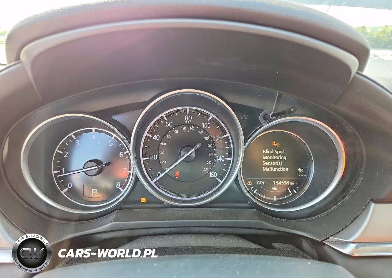2019 Mazda 6 Touring VIN:JM1GL1VM9K1500629 - 9