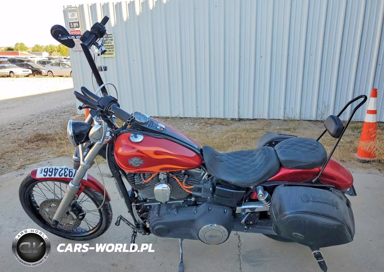 2012 Harley-Davidson Fxdwg Dyna Wide Glide VIN:1HD1GPM13CC333757 - 3