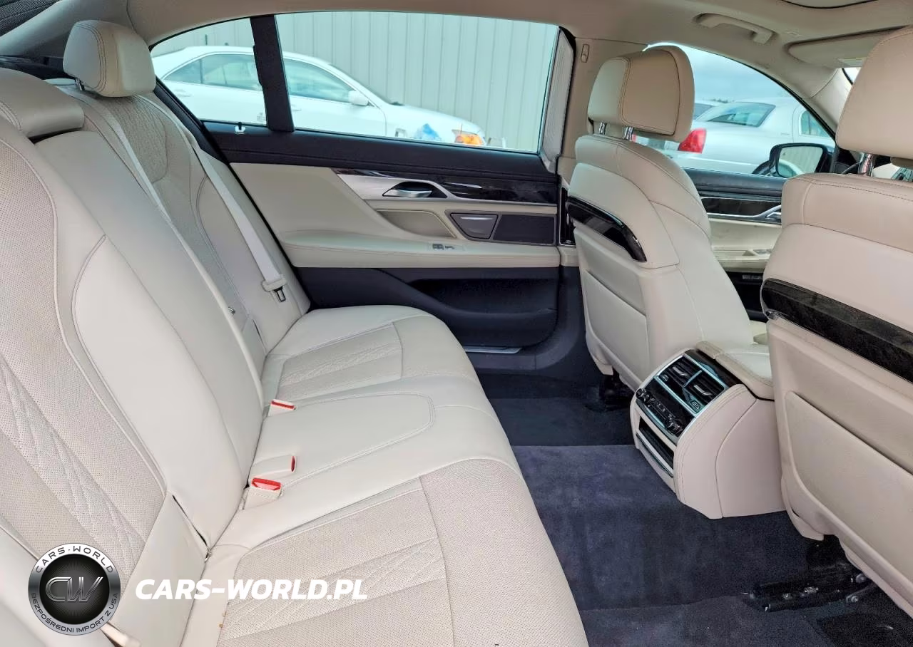 2016 BMW 740 I VIN:WBA7E2C58GG548183 - 10