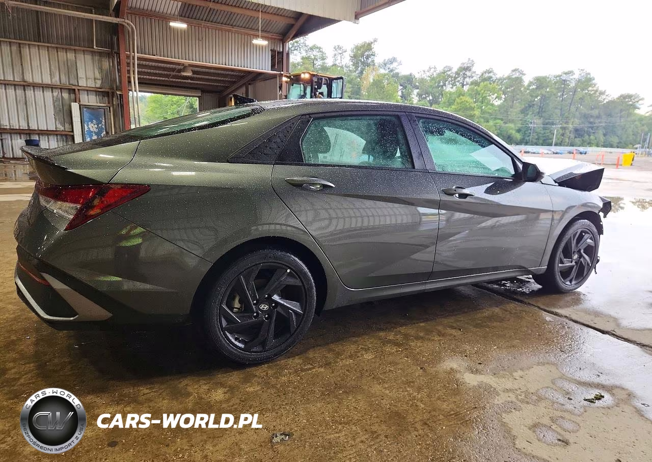 2026 Hyundai Elantra Sel Sport VIN:KMHLM4DG5TU173845 - 3