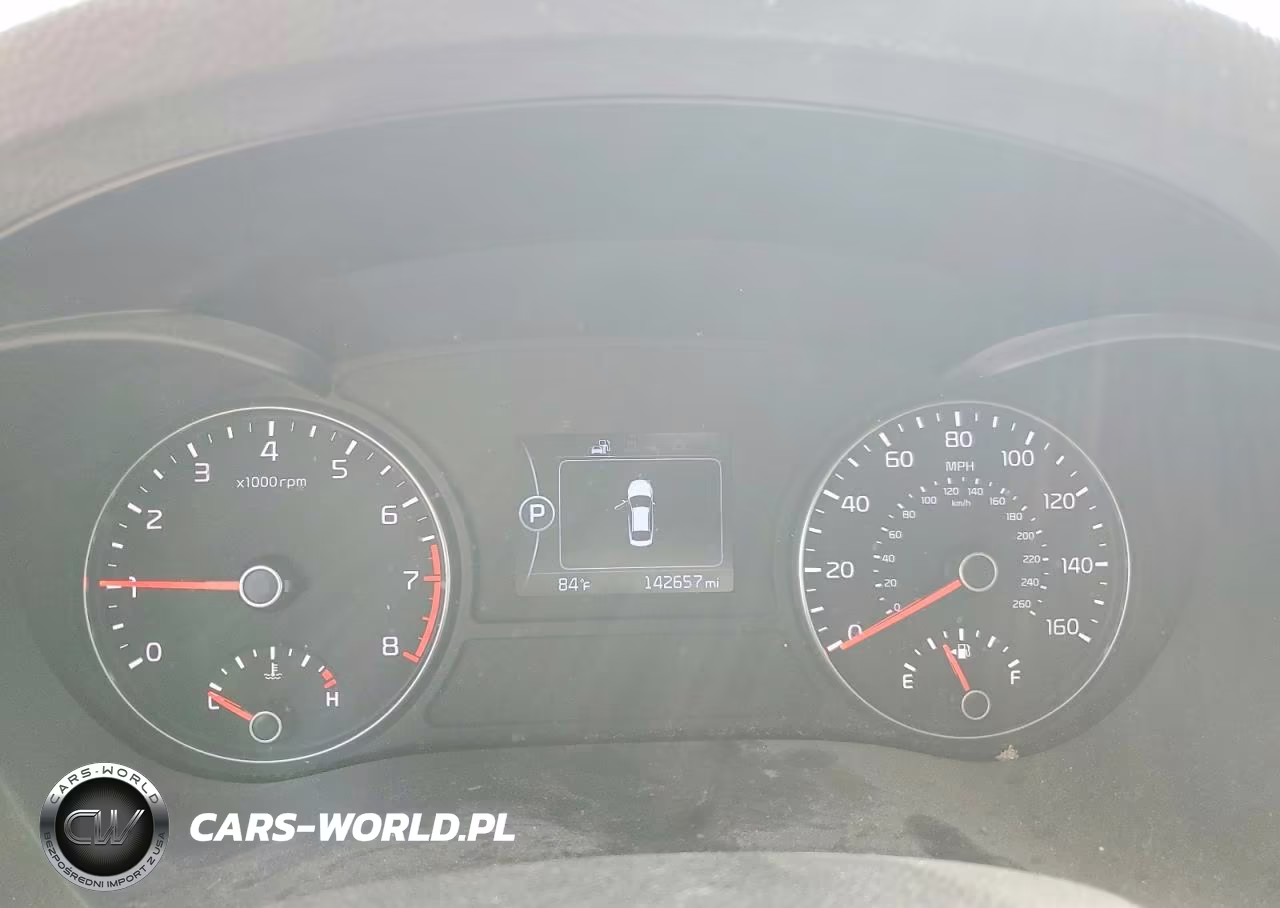 2018 Kia Optima Lx VIN:5XXGT4L39JG263557 - 9