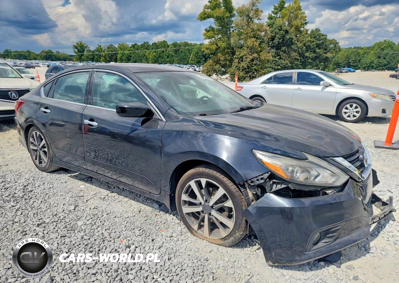 2017 Nissan Altima 2.5 Sr VIN:1N4AL3AP4HC123762 - 4
