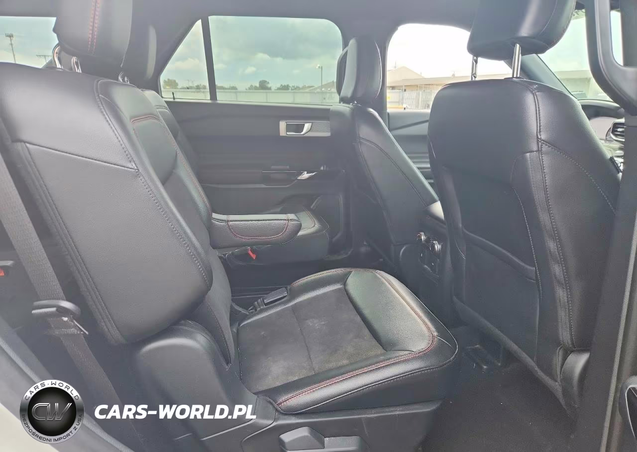 2024 Ford Explorer St-Line VIN:1FMSK8KH2RGA78039 - 10