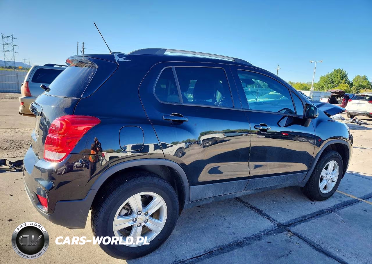 2022 Chevrolet Trax 1Lt VIN:KL7CJPSM4NB510038 - 3