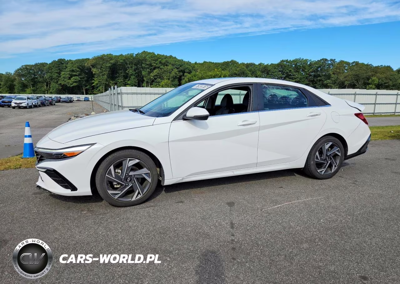 2025 Hyundai Elantra Limited – zdjęcie 1 z 12