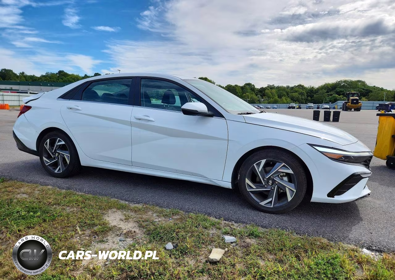 2025 Hyundai Elantra Limited VIN:KMHLP4DG7SU030627 - 4