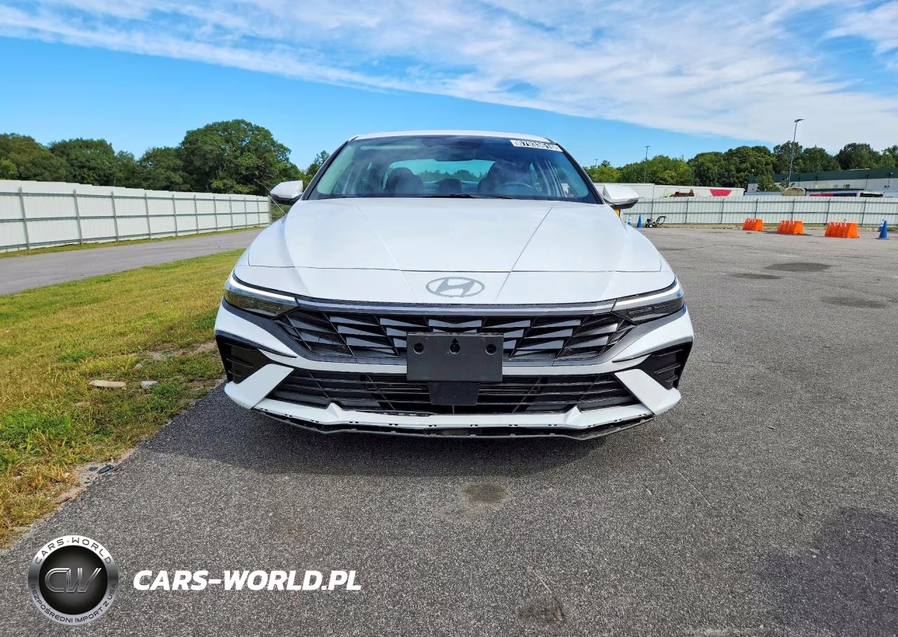 2025 Hyundai Elantra Limited VIN:KMHLP4DG7SU030627 - 5