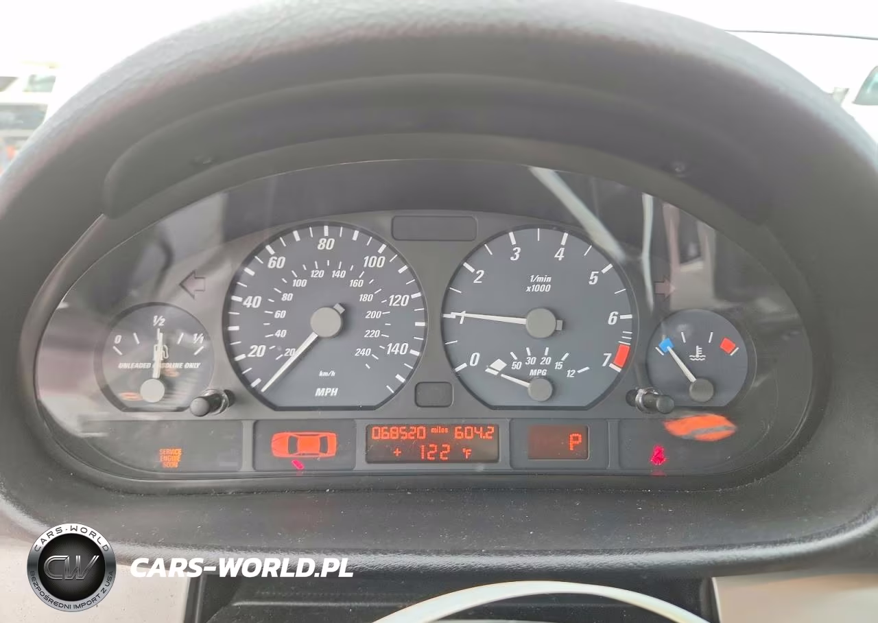 2004 BMW 325 Ci VIN:WBABD33474PL02506 - 9