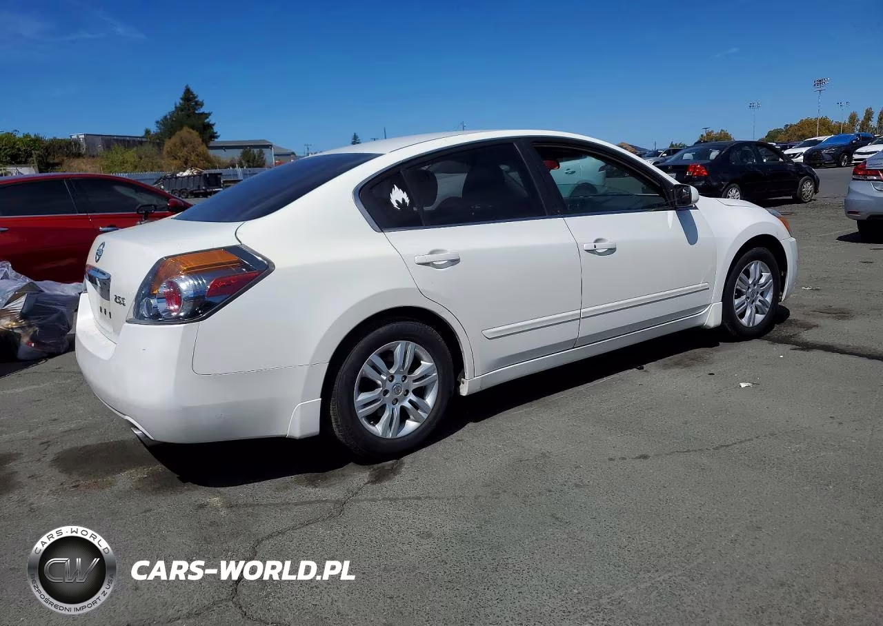2011 Nissan Altima 2.5 VIN:1N4AL2AP8BN414643 - 3