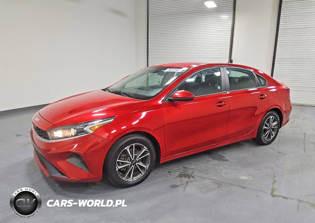 2023 Kia Forte Lxs – zdjęcie 1 z 14