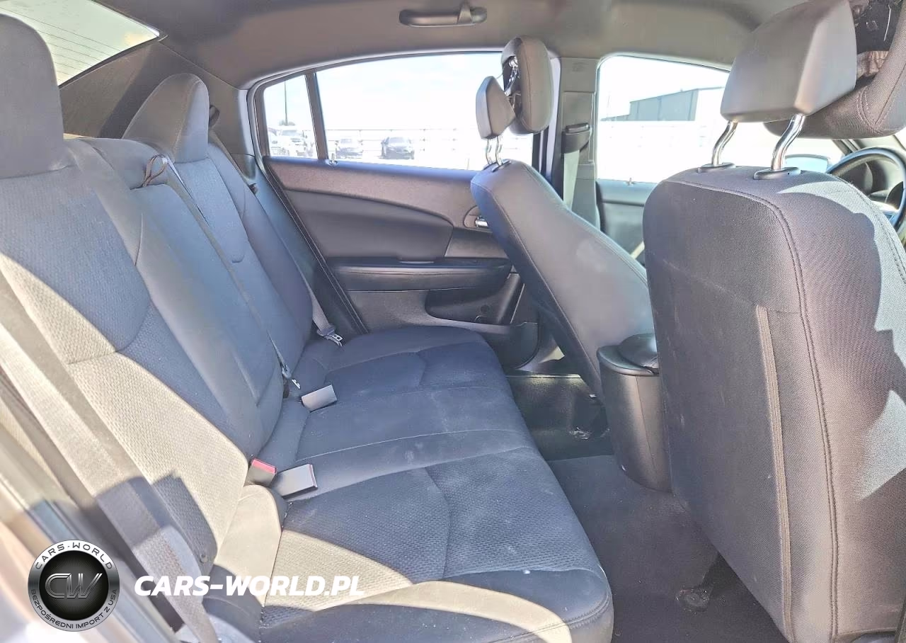 2014 Chrysler 200 Touring VIN:1C3CCBBB1EN128566 - 10
