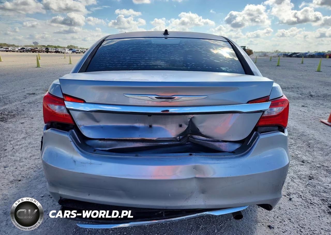 2014 Chrysler 200 Touring VIN:1C3CCBBB1EN128566 - 6