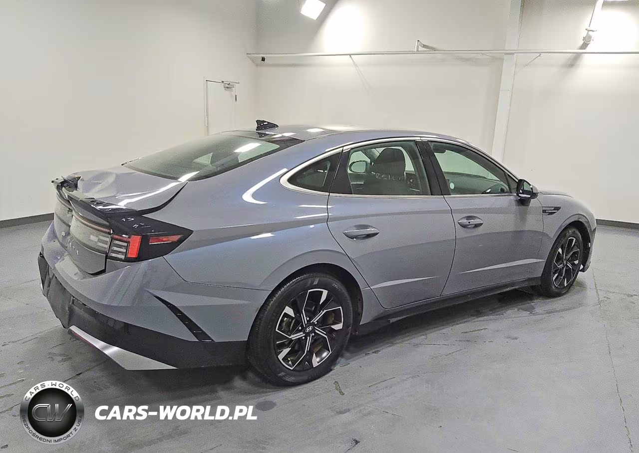 2025 Hyundai Sonata Sel VIN:KMHL64JA0SA486571 - 3