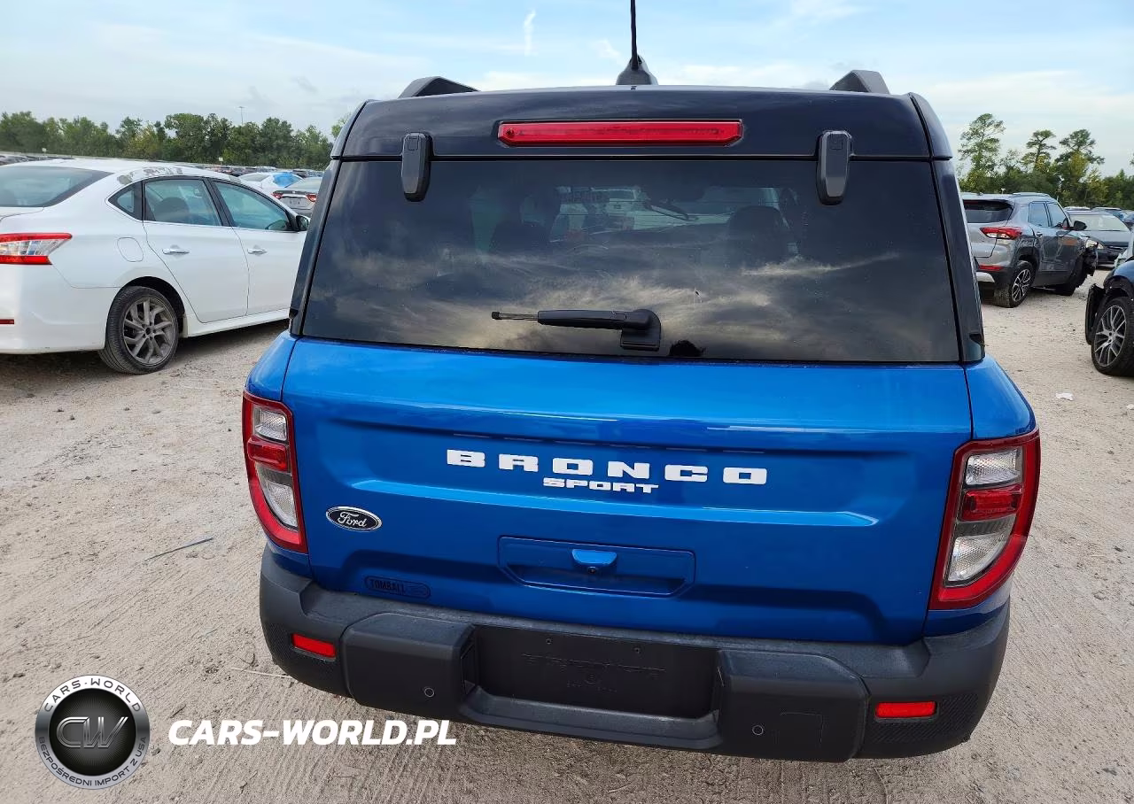 2025 Ford Bronco Sport Outer Banks VIN:3FMCR9CN0SRF65135 - 6