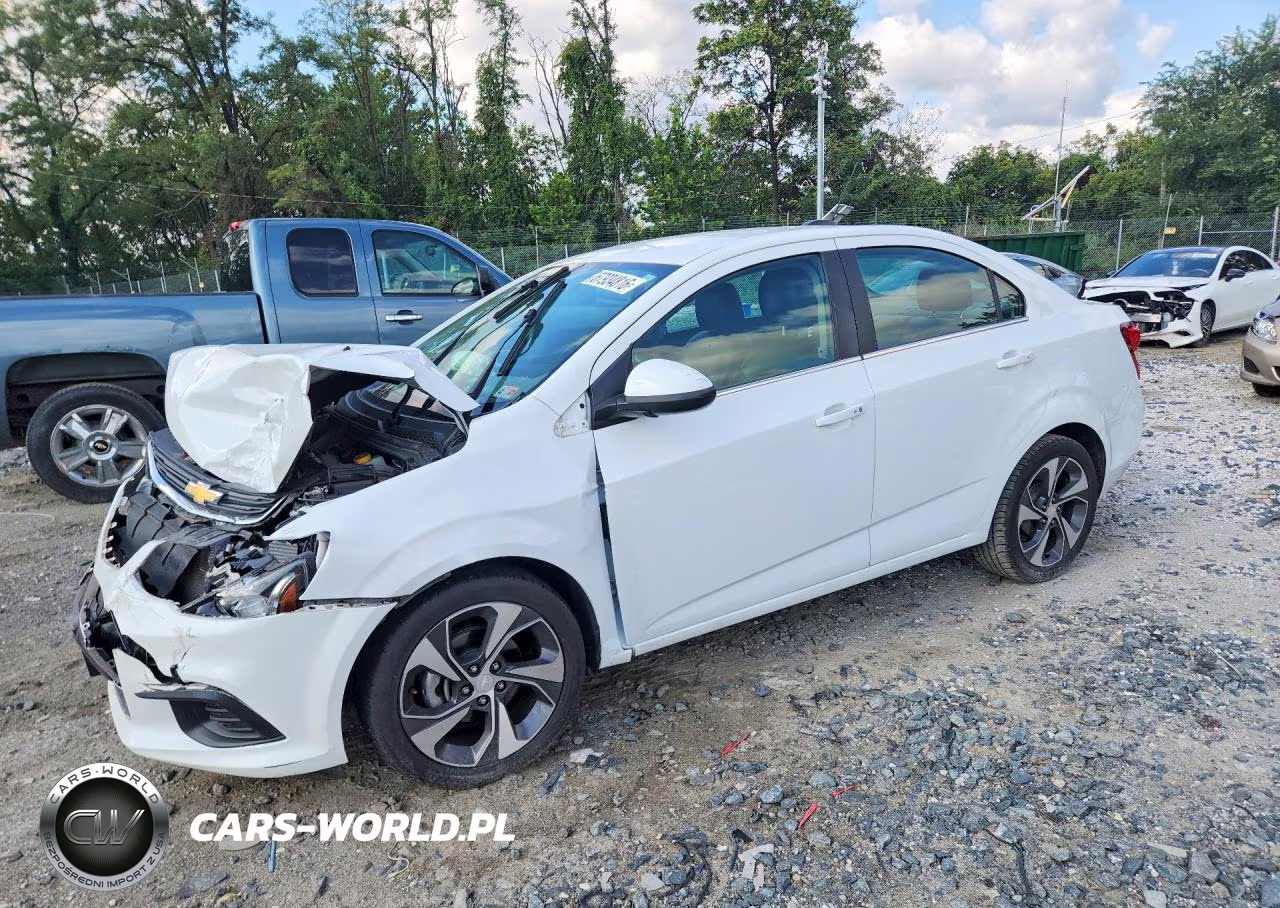 2018 Chevrolet Sonic Premier VIN:1G1JF5SB8J4106830 - 1