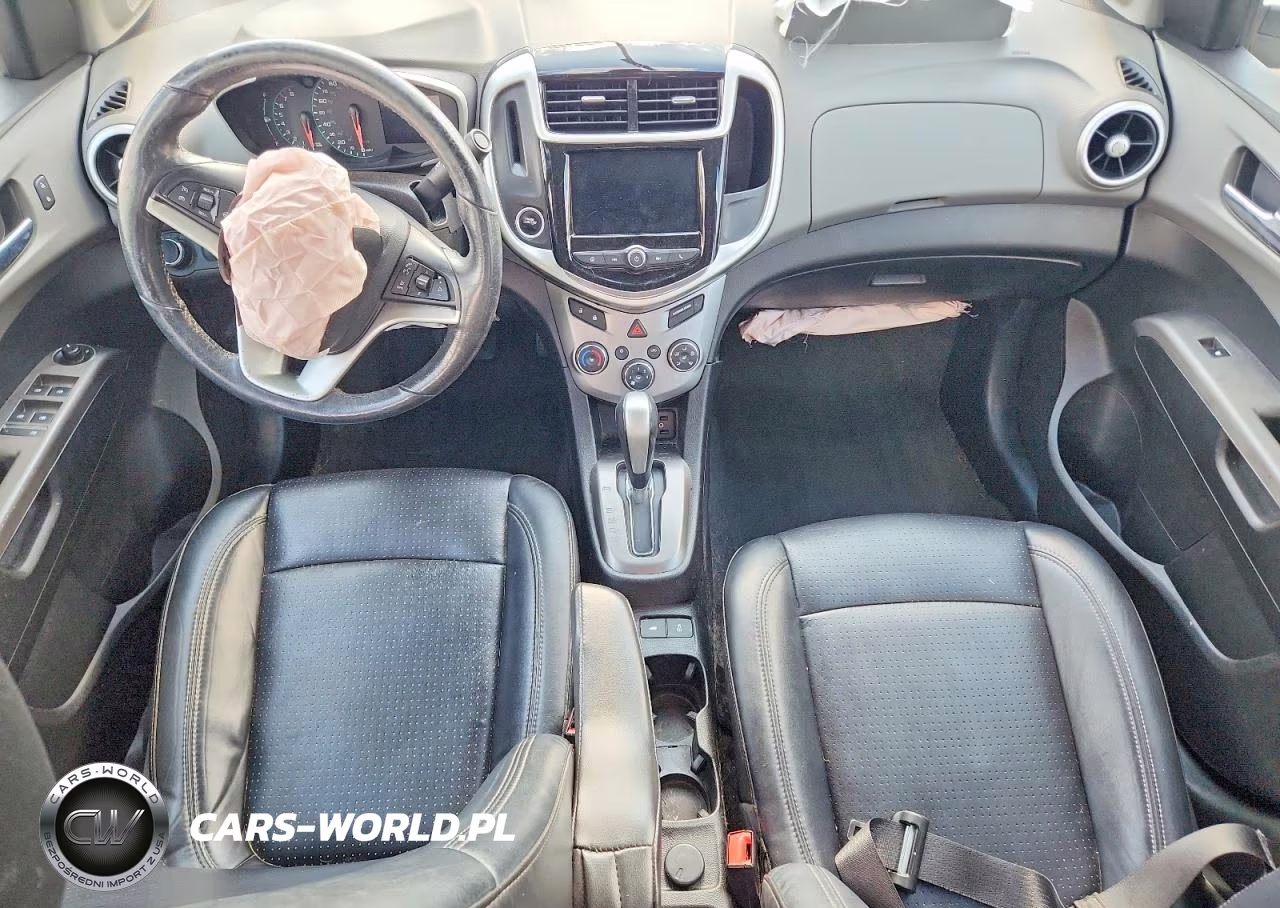 2018 Chevrolet Sonic Premier VIN:1G1JF5SB8J4106830 - 8
