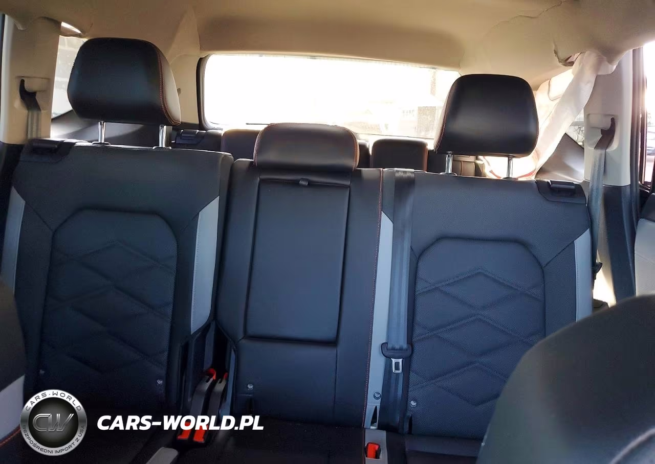2025 Volkswagen Atlas Peak Edition Se VIN:1V2CR2CA0SC509993 - 10