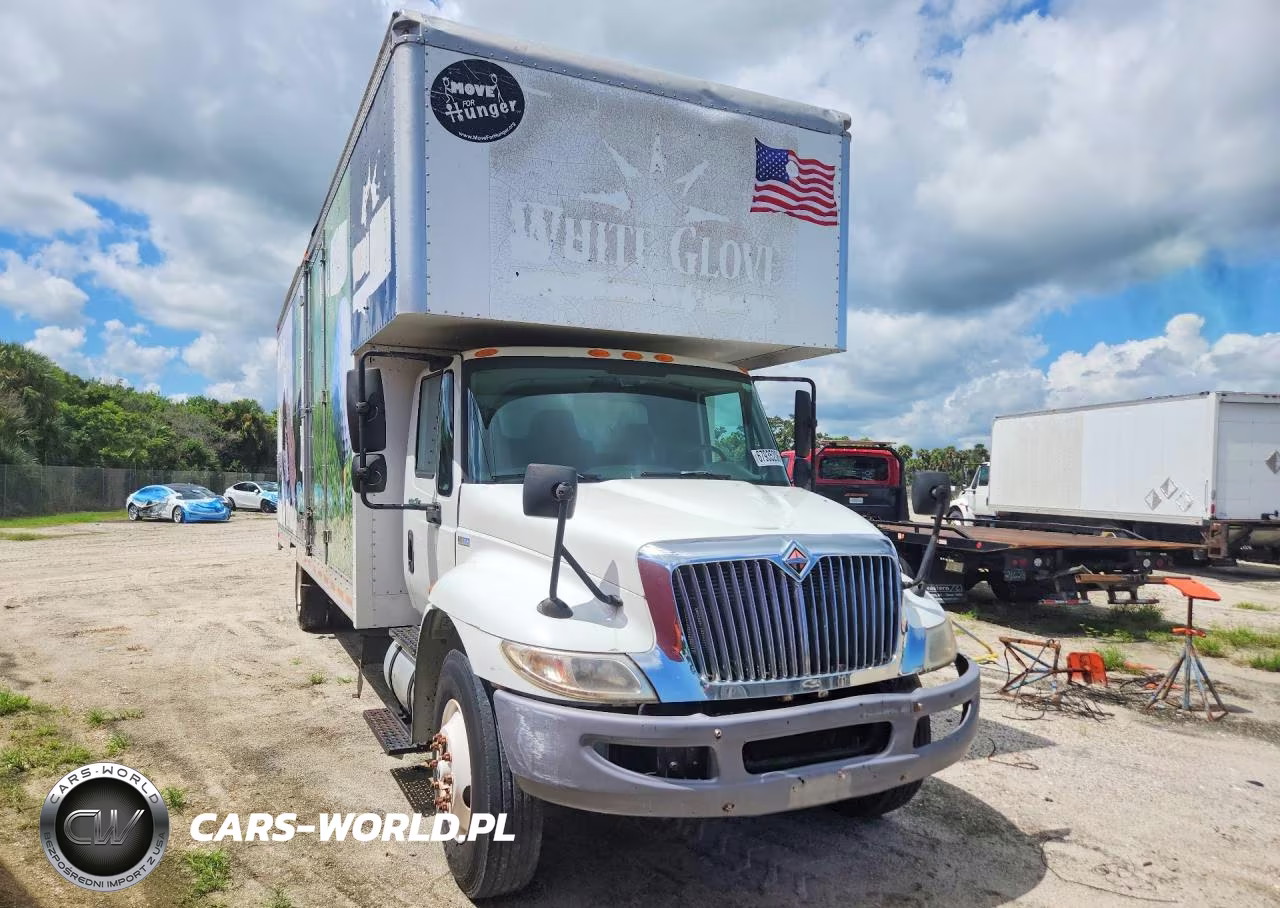 2013 International 4000 4300 - Semi Truck VIN:1HTMMAAN9DH297642 - 4
