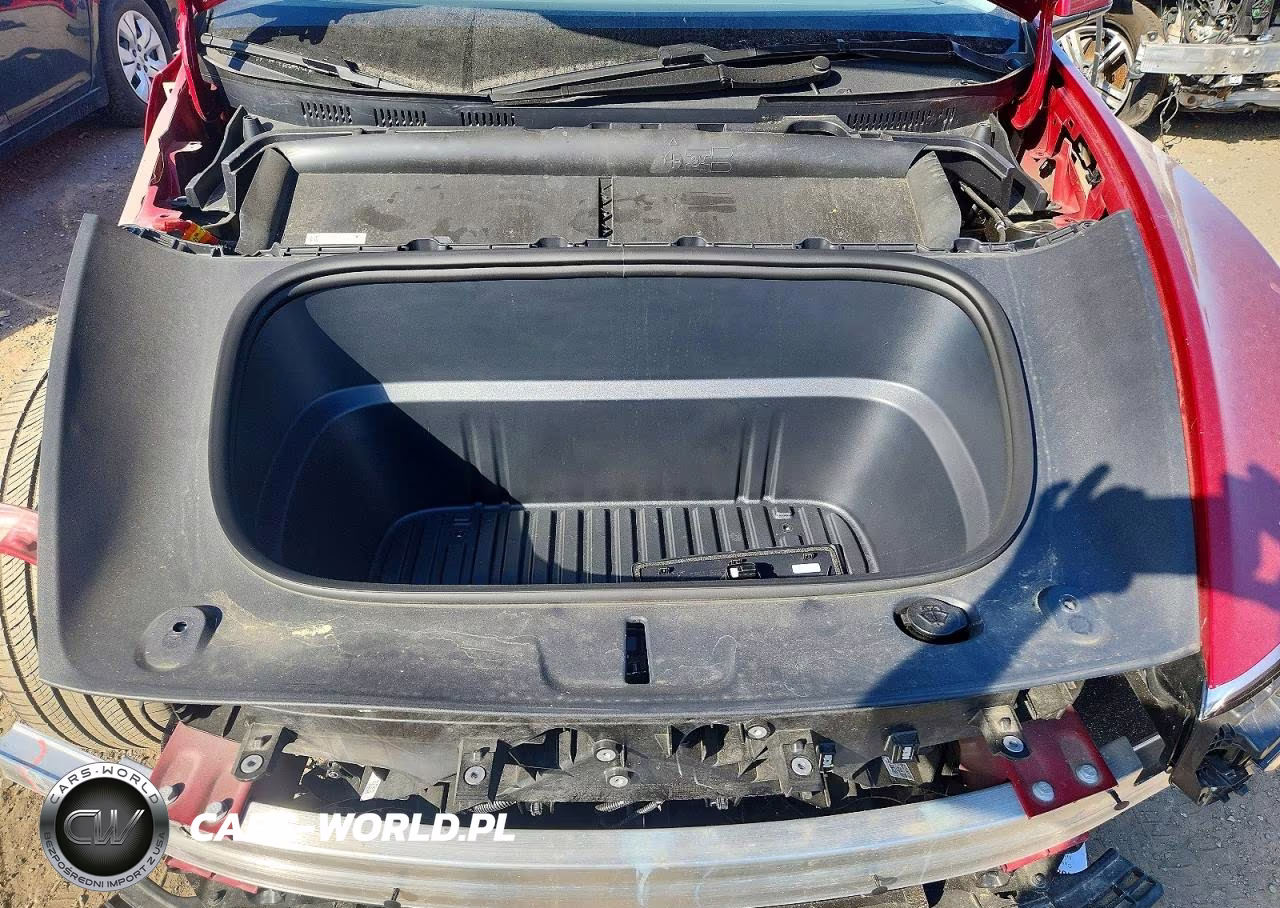2026 Tesla Model Y VIN:7SAYGDEE8TA470146 - 12