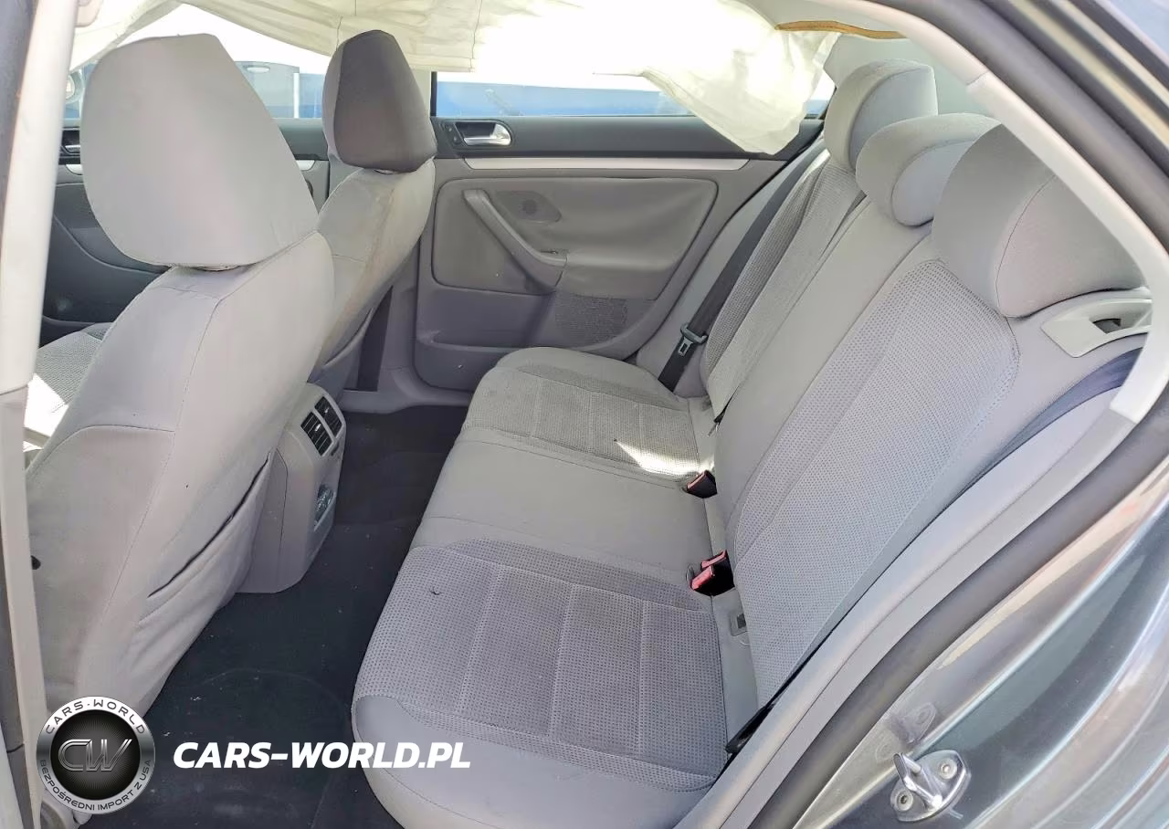 2009 Volkswagen Jetta S VIN:3VWJZ71K29M147561 - 10