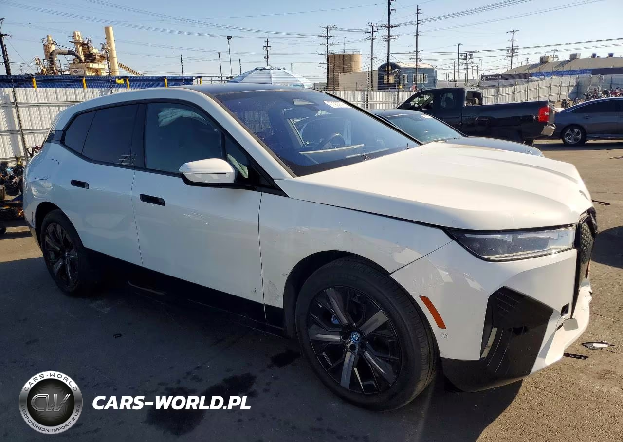 2025 BMW Ix xDrive50 VIN:WB523CF04SCS42876 - 4