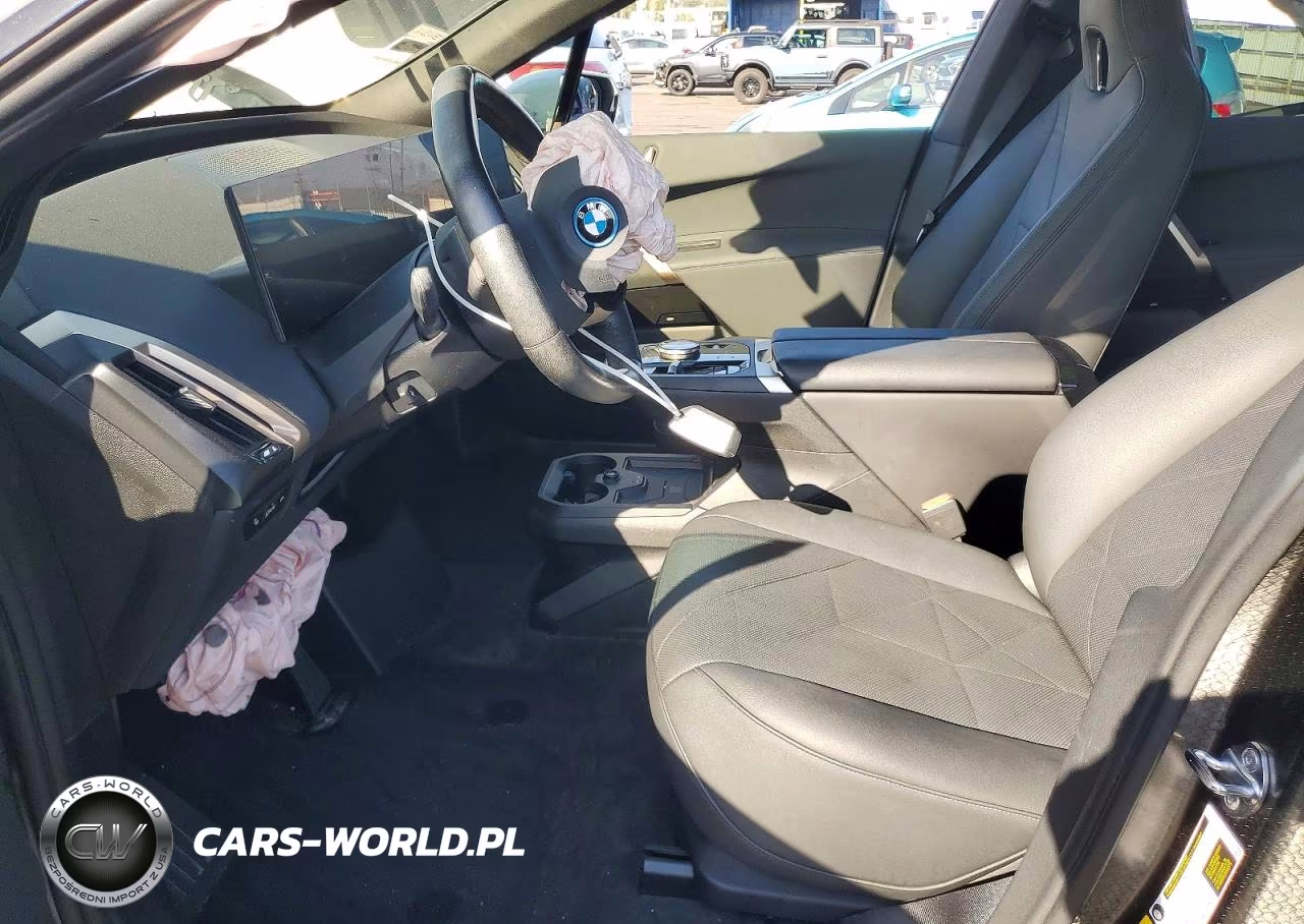 2025 BMW Ix xDrive50 VIN:WB523CF04SCS42876 - 7