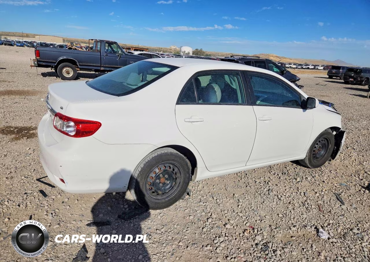2011 Toyota Corolla Le VIN:2T1BU4EE0BC589844 - 3
