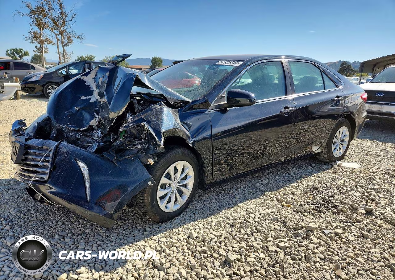 2016 Toyota Camry Le VIN:4T4BF1FK5GR523525 - 1