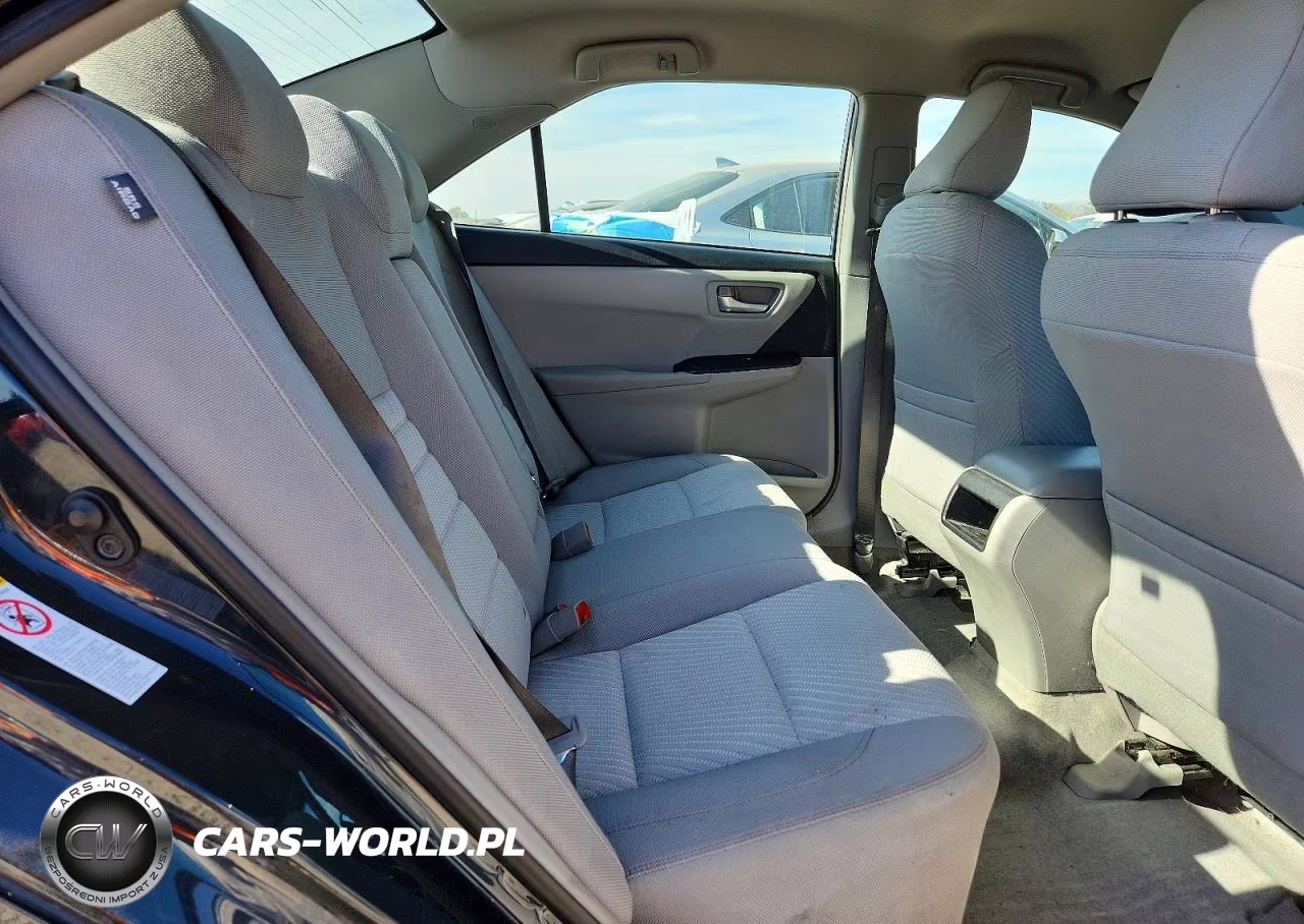 2016 Toyota Camry Le VIN:4T4BF1FK5GR523525 - 10