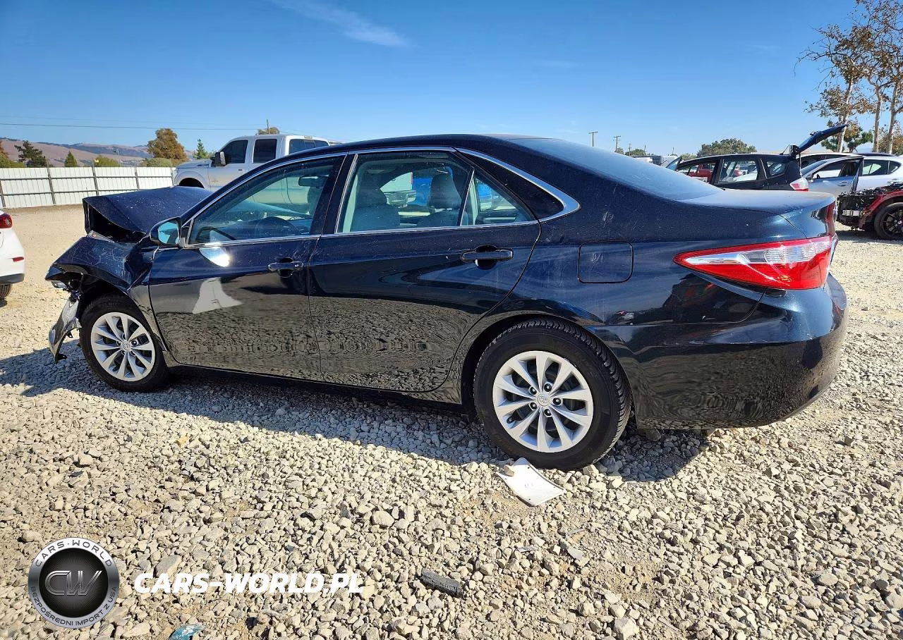 2016 Toyota Camry Le VIN:4T4BF1FK5GR523525 - 2