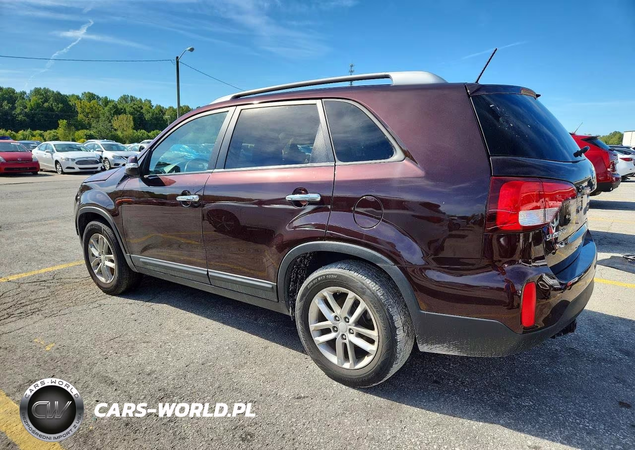 2015 KIA SORENTO LX VIN:5XYKT3A63FG660055 - 2