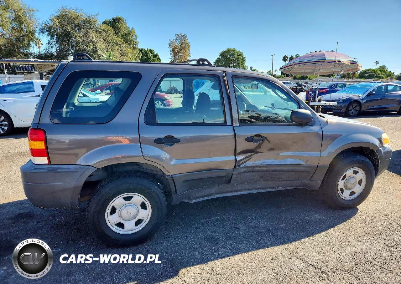 2006 Ford Escape VIN:1FMYU02Z56KC12579 - 3