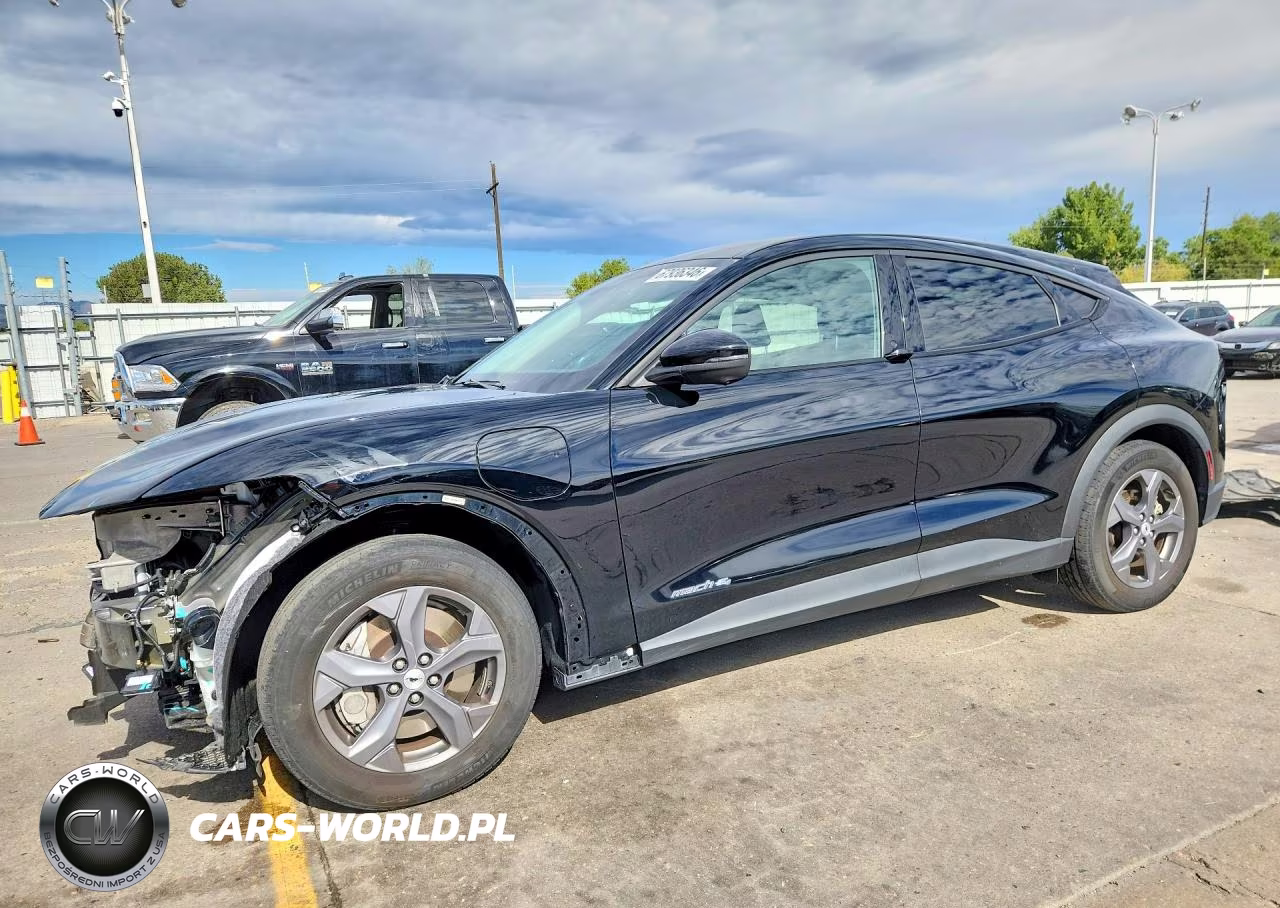 2023 Ford Mustang Mach-E Select