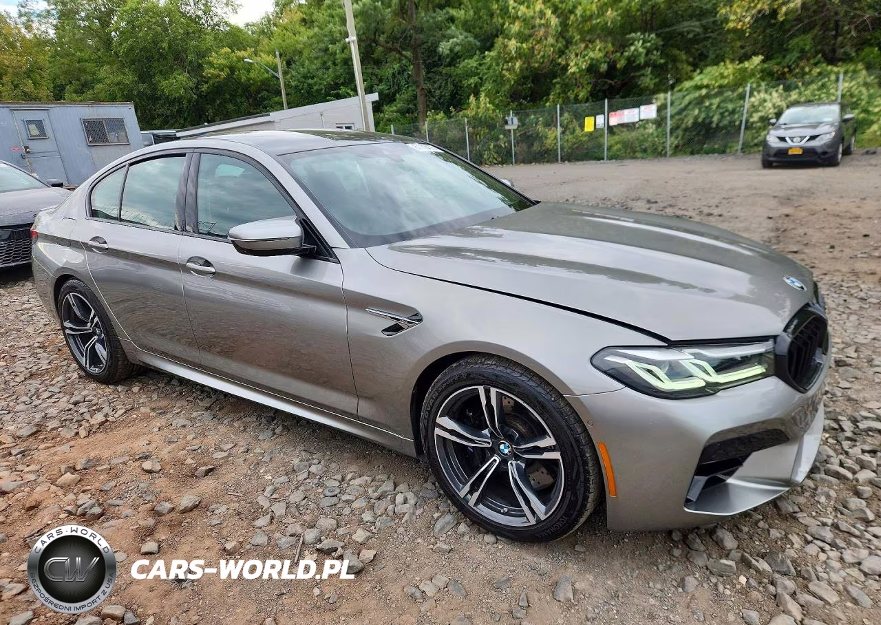2023 BMW M5 VIN:WBS83CH04PCL74841 - 4