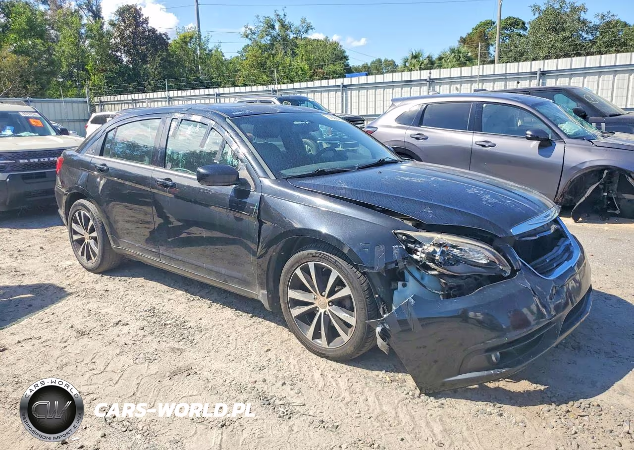 2012 Chrysler 200 S VIN:1C3CCBHG5CN109390 - 4