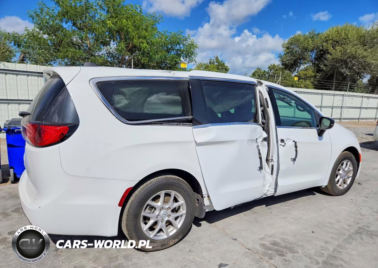 2026 Chrysler Voyager Lx VIN:2C4RC1CG7TR161307 - 3