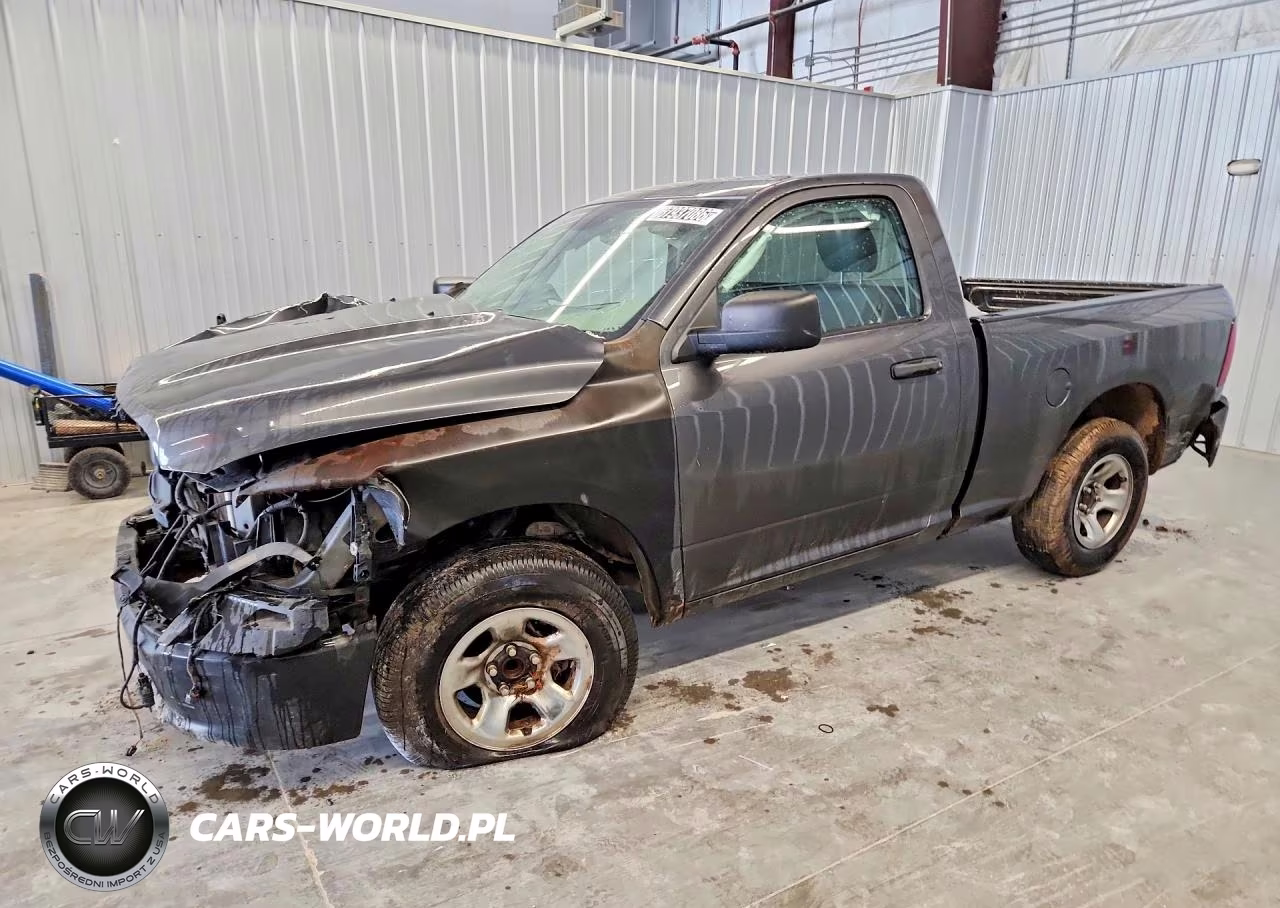 2019 Ram 1500 Classic Tradesman VIN:3C6JR6AG1KG511697 - 1