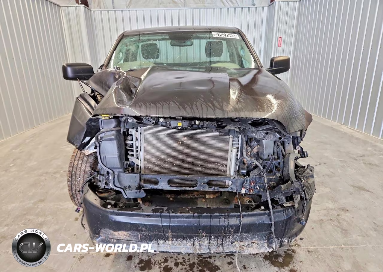2019 Ram 1500 Classic Tradesman VIN:3C6JR6AG1KG511697 - 5
