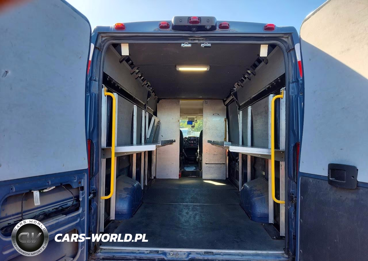 2020 Ram Promaster 3500 Delivery Van VIN:3C6URVJG7LE144079 - 10