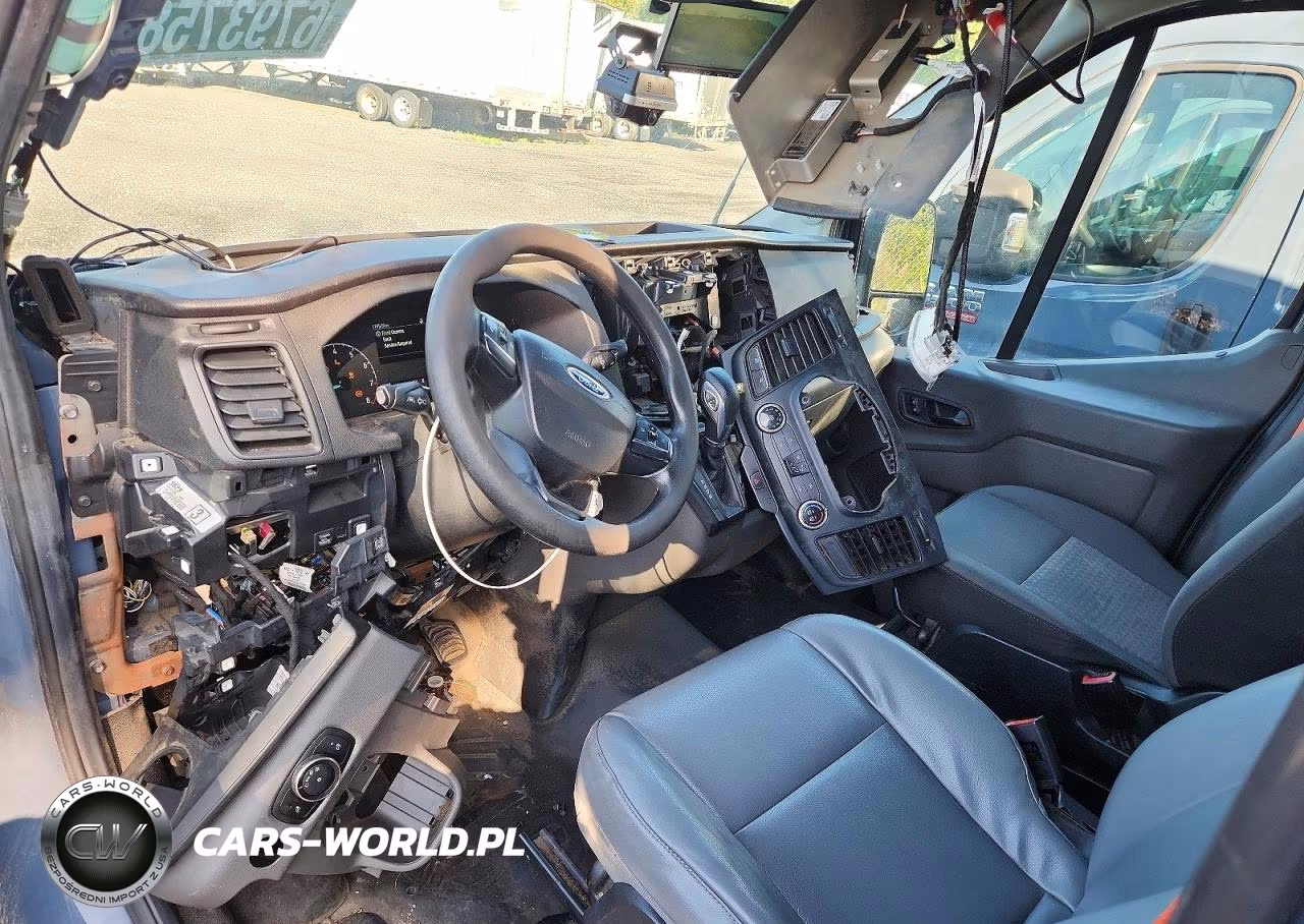 2020 Ford Transit 250 Delivery Van VIN:1FTBR3X89LKB28371 - 8