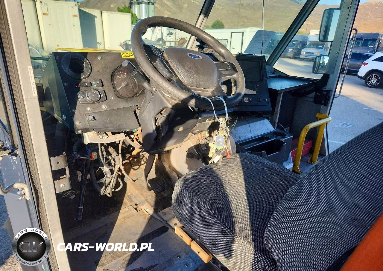 2020 Ford F59 Delivery Truck VIN:1F65F5KN5L0A05857 - 8