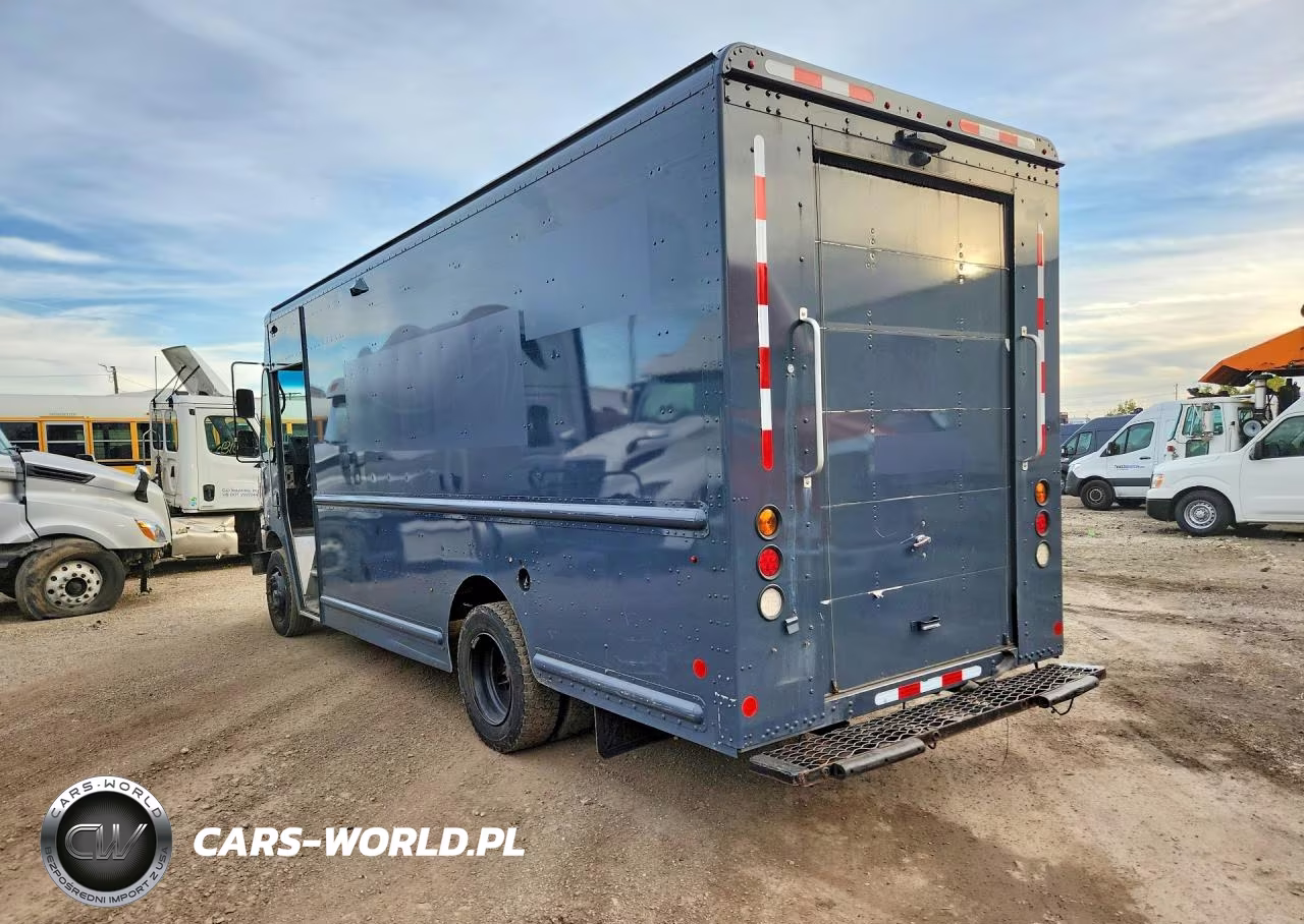 2020 Freightliner Mt45G Chassis Delivery Truck VIN:4UZAC2EA6LCMK2930 - 2