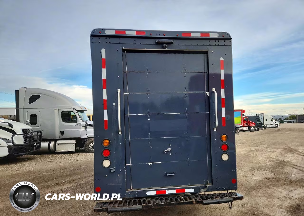2020 Freightliner Mt45G Chassis Delivery Truck VIN:4UZAC2EA6LCMK2930 - 6